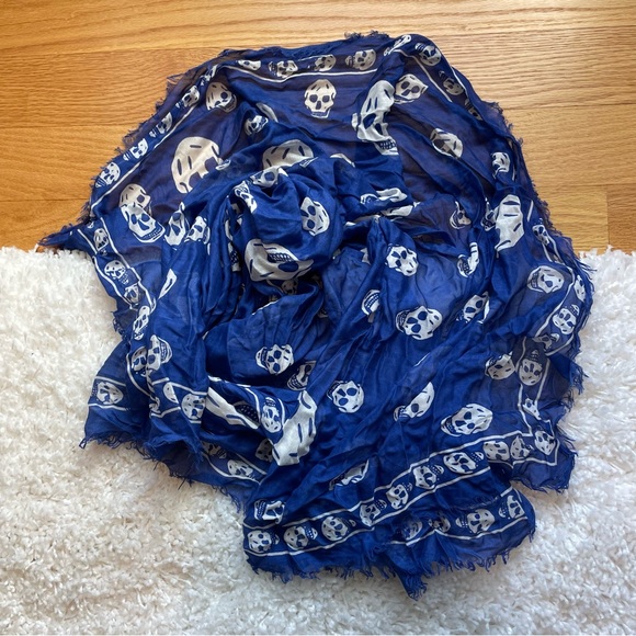 ALEXANDER MCQUEEN scarf - Picture 6 of 7